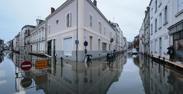 photo  angers, vendredi 20 février 2026. la maine va continuer d’envahir les rues du bas du centre-ville d’angers ce week-end selon le dernier bulletin de vigicrues.  &copy;  co- régine lemarchand 