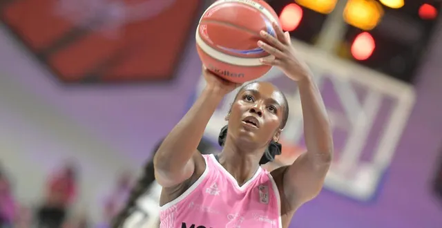 photo  joelly belleka est de retour dans un moment charnière.  &copy;  guillaume marie 