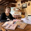 photo brion (les bois-d’anjou), le 11 février 2026. après trente ans d’une carrière d’éducatrice spécialisée auprès d’enfants déficients, frédérique maitre se lance dans la réalisation d’ouvrages destinés à ce public.