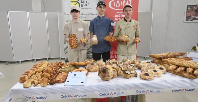 photo  charlie loyer, arthur ledru et bastien martin, médaillés d’argent, ont rendez-vous à angers (maine-et-loire), le 26 juin 2026 pour la finale régionale.  &copy;  ouest-france 