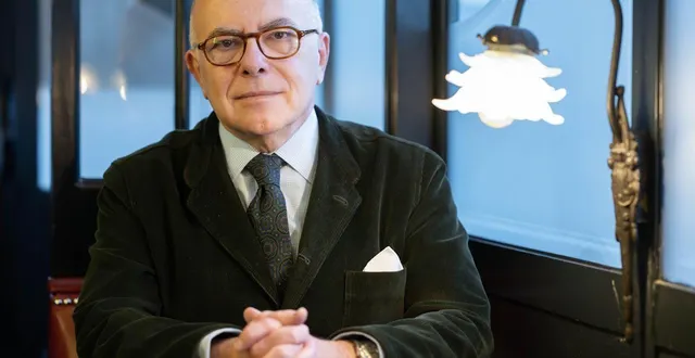 photo  l’ancien premier ministre bernard cazeneuve, le 20 février 2026, à paris.  &copy;  stéphane geufroi / ouest-france 