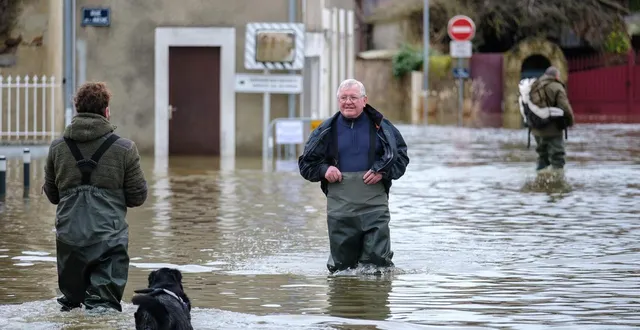 photo  le village a été évacué vendredi 20 février et reste sous surveillance de la gendarmerie. quelques habitants sont encore sur place ou retournent encore chercher quelques affaires chez eux.  &copy;  simon torlotin / ouest-france 