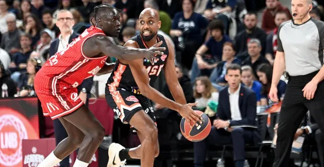 photo  johnny berhanemeskel et le msb l’ont emporté contre both gach et bourg-en-bresse.  &copy;  photopqr/le progres/maxppp - clara serrano 