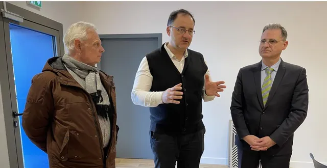 photo  lors de la visite du laboratoire d’analyses médicales d’eurofins..  &copy;  le maine libre 