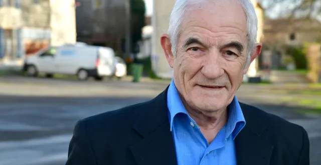 photo  yves attou, maire de saint-christophe-sur-roc et président des maires ruraux des deux-sèvres.  &copy;  co - marie delage 