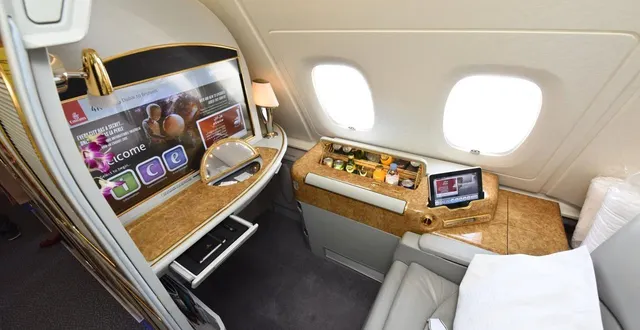 photo  la passagère de 88 ans a effectué son premier vol en première classe.  &copy;  photo d’illustration : belga via afp 