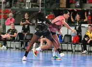 photo  les nantaises continuent leur lutte chaque semaine. 