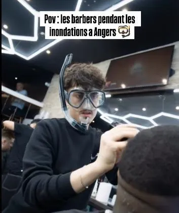 photo chez le barbier o’bloc, les coiffeurs ont dû revêtir tout le nécessaire de plongée.  ©  capture d’écran facebook