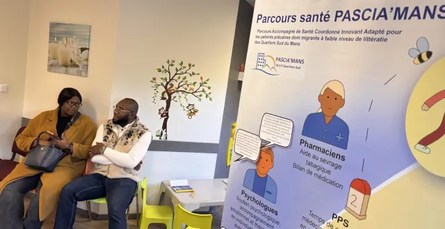 photo  dans la salle d’attente du cabinet médical vauguyon, où exerce le dr lecomte, qui tire la sonnette d’alarme : « pour arriver à la moyenne nationale, il faudrait cinq fois plus de médecins dans les quartiers sud. »  &copy;  ouest-france 