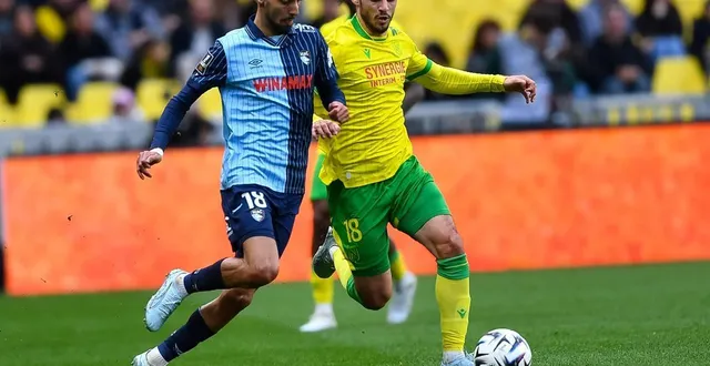 photo  fabien centonze était soulagé après la victoire des siens face au havre.  &copy;  simon torlotin / ouest-france 