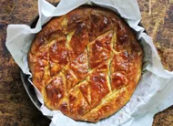 photo  l’incontournable kouign-amann de la boulangerie des plomarc’h, à douarnenez (finistère). 