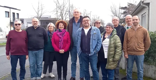 photo  candidat sans discontinuer depuis 2001, philippe lebrun est tête de liste lutte ouvrière aux prochaines municipales de trélazé.  &copy;  co 