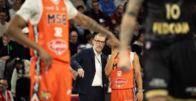 photo  guillaume vizade, l’homme des matches couperets.  &copy;  mathieu herduin/la nouvelle republique/maxppp 