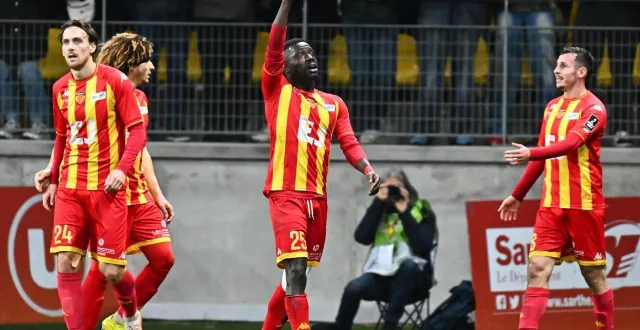 photo  l’ouverture du score de gueye n’a pas été suffisante face à guingamp, ce lundi.  &copy;  franck dubray / ouest-france 