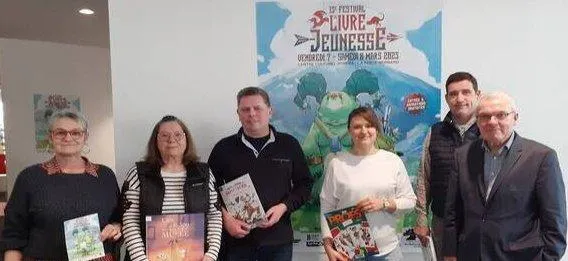 photo  les différents acteurs de l’événement, réunis ici le 22 février 2025 pour la présentation du programme du festival de l’année dernière.  &copy;  archivesouest-france 