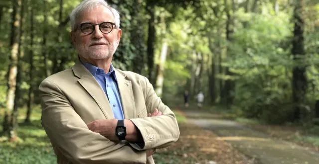 photo  jean halligon, premier adjoint au maire d’avrillé, estime que la ludothèque associative ne s’ouvrait pas assez au public, avec seulement 4 heures par semaine.  &copy;  archives co 