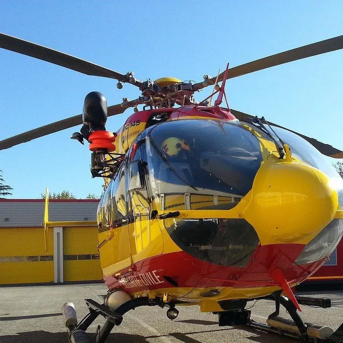 Un élagueur meurt écrasé par une voiture dans une forêt près de Marseille  (Ouest-France)