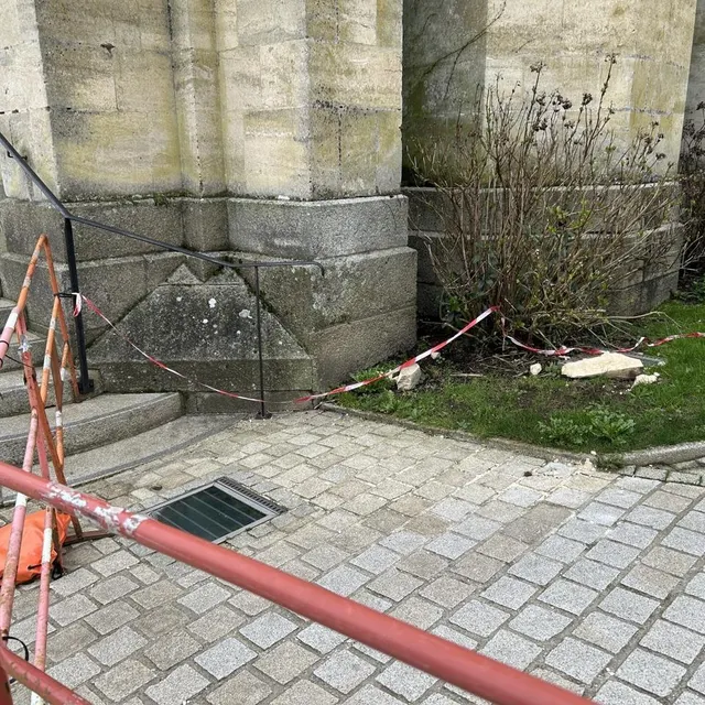 photo des barrières ont été installées autour du lieu de la chute.  ©  ouest-france