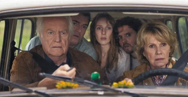 photo  chers parents  &copy;  snd films 