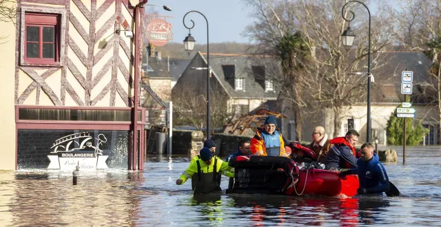 photo  la boulangerie de stéphanie lourdais prise dans les inondations, du côté de pont-réan en janvier 2025.  &copy;  mathieu pattier / ouest france 
