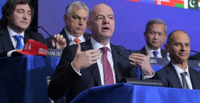 photo  le président gianni infantino a affirmé ce 24 février que les récents épisodes de violences à guadalajara n’auront pas de conséquences sur la sécurité des supporters lors des matchs du mondial 2026 au mexique.  &copy;  chip somodevilla / afp 