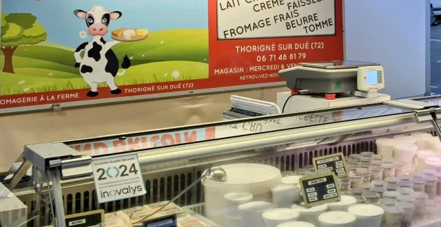 photo  l’étal de la ferme du grand-bricoin présent samedi à portée de panier.  &copy;  le maine libre 