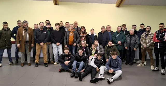 photo  les participants à l’assemblée générale.  &copy;  co 