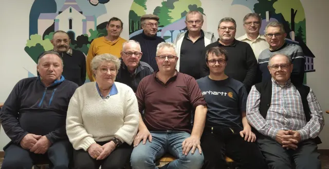 photo  bureau et membres actifs de l’alliance de vaulandry.  &copy;  co 