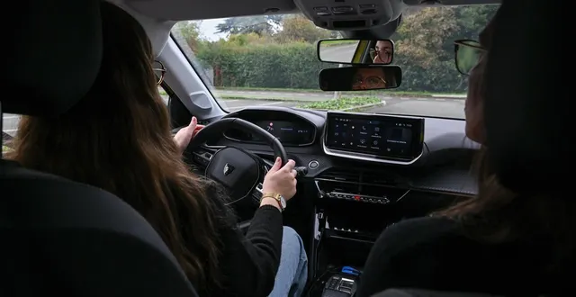 photo  l’utilisation du compte personnel de formation pour financer son permis de conduire est désormais limitée.  &copy;  le courrier de l’ouest - josselin clair 