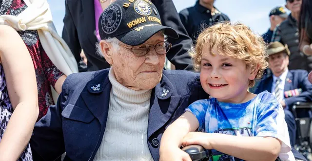 photo  diego et mary se sont rencontrés lors du 80e anniversaire du débarquement.  &copy;  christophe cauchard/office de tourisme baie du cotentin 