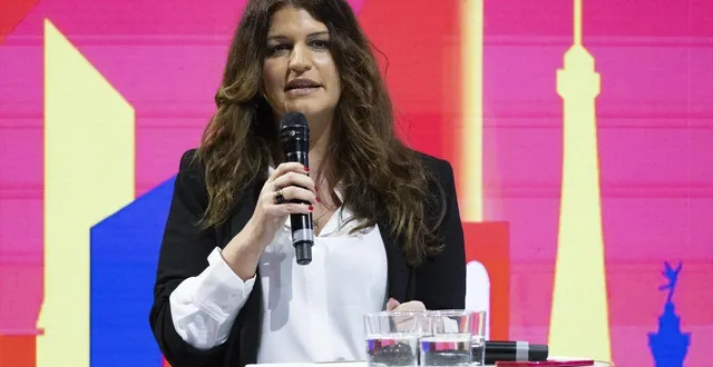photo  marlène schiappa est en campagne aux municipales à paris dans la liste de pierre-yves bournazel.  &copy;  hans lucas via afp 
