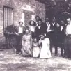 photo  les familles ajzenberg et trouillet en 1946. 