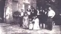 photo  les familles ajzenberg et trouillet en 1946. 