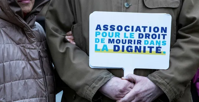 photo  y a-t-il urgence à légiférer sur la question du droit à l’aide à mourir ? (photo d’illustration).  &copy;  hans lucas via afp 