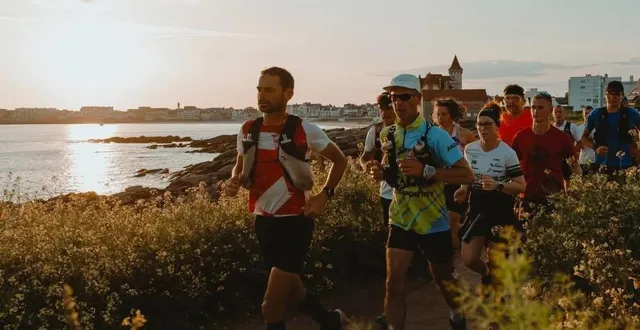 photo  erick clavery, ici à quiberon lors de son record du gr34, est le parrain de la première édition de l’atlantic’trail.  &copy;  corentin gérard 