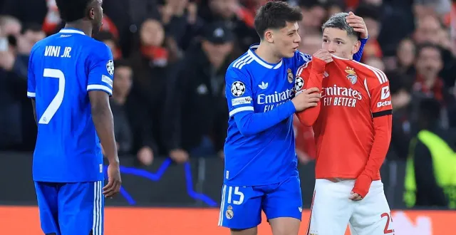 photo  vinicius jr et gianluca prestianni lors du barrage aller de ligue des champions 2026  &copy;  patricia de melo moreira / afp 