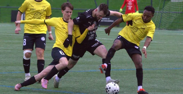 photo  les joueurs de la ta rennes affronteront saint-renan lors des huitièmes de finale de la coupe de bretagne.  &copy;  frederic annin 