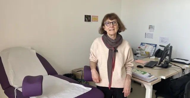 photo  chantal lemercier officie depuis le 5 janvier comme sage-femme au centre municipal de santé d’alençon, établi dans le quartier de courteille.  &copy;  ouest-france 