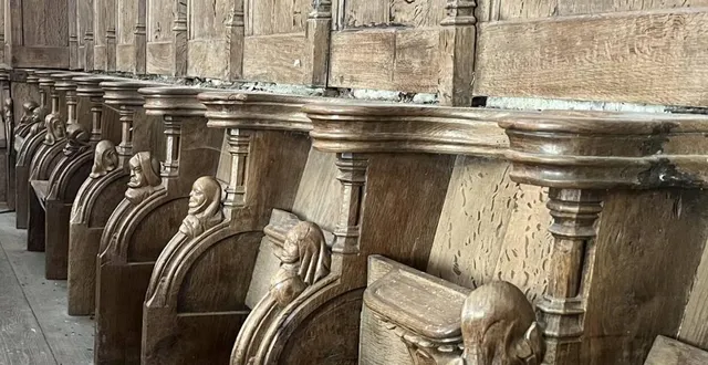 photo  les stalles de la collégiale vont être sauvées.  &copy;  ouest-france 