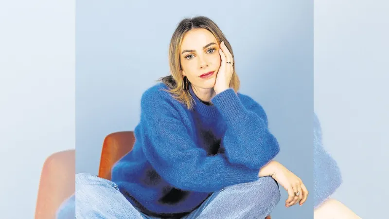 photo coeur sur jolane, illustratrice digitale à angers