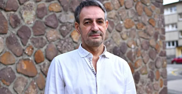 photo  eddy coutard, tête de la liste « vire normandie, ensemble autrement » accuse un membre d’une liste adverse d’avoir tenu des propos homophobes à son encontre.  &copy;  archives ouest-france 