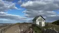 photo  la cabane de plage la poulette à agon-coutainville (manche) fête ses 100 ans en 2026. 