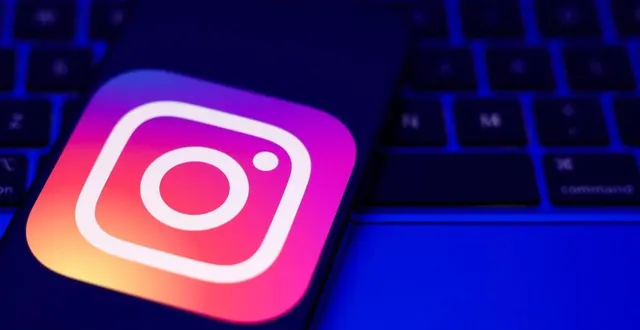 photo  instagram va prévenir les parents ayant activé la supervision du compte de leur adolescent s’il effectue des recherches à répétition sur le suicide ou l’automutilation, a annoncé jeudi 26 février 2026 le réseau social dans un communiqué. photo d’illustration.  &copy;  jakub porzycki / nurphoto via afp 