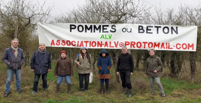 photo  l’association avenir local vivant est toujours mobilisée contre le projet d’entrepôt logistique à montabon.  &copy;  avenir local vivant 