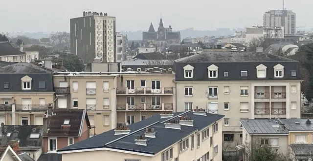 photo  le ciel est voilé ce vendredi 27 février 2026 au mans.  &copy;  le maine libre 