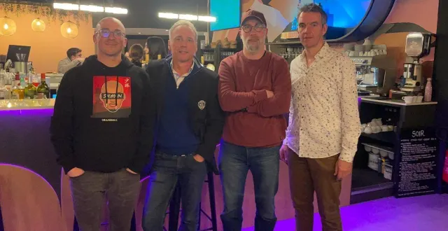 photo  de gauche à droite, julien hippocrate (ouest-france), pierre-yves croix (courrier de l’ouest) et vincent nori (collines la radio) encadrent le président jérôme mérignac : c’est la composition de l’épisode 9, saison 2, de cholet basket, le podcast.  &copy;  ouest-france 