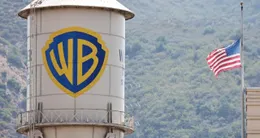 actu cin&eacute;ma  le logo de la warner, en californie (états-unis), en septembre 2025. 