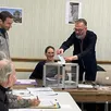 photo  jean-marie groult, ancien premier adjoint du maire démissionnaire, qui assurait l’intérim, a été élu maire d’aure-sur-mer pour finir le mandat avant les élections municipales de mars 2026. 