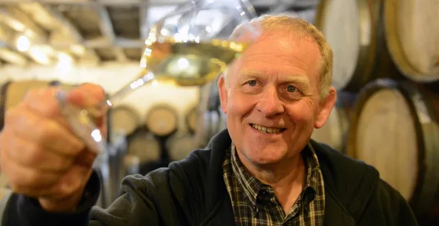 photo  chaudefonds-sur-layon, 2015. patrick baudouin va passer la main.  &copy;  archives co - laurent combet 