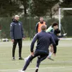 photo  yassine azahaf avait dirigé sa première séance d’entraînement le 18 février 2026, sur le terrain synthétique du stade rené-gaillard. 